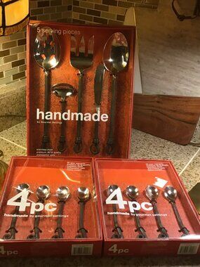 NIP Gourmet Settings 5 PIECE SERVING SET & 2 SETS TREBLE CLEF SPOONS